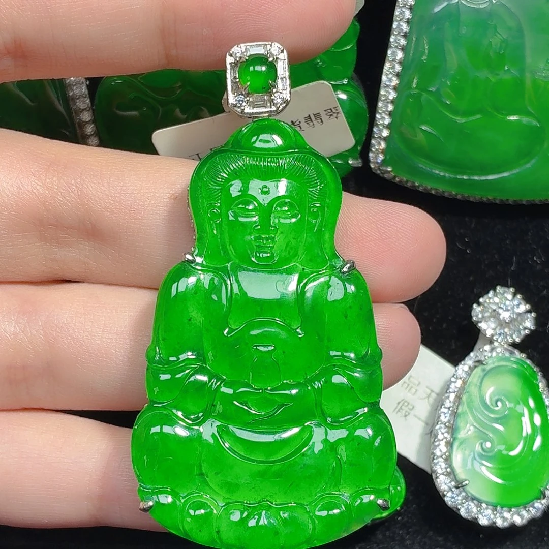 翡翠未镶嵌颈饰天然A货翡翠