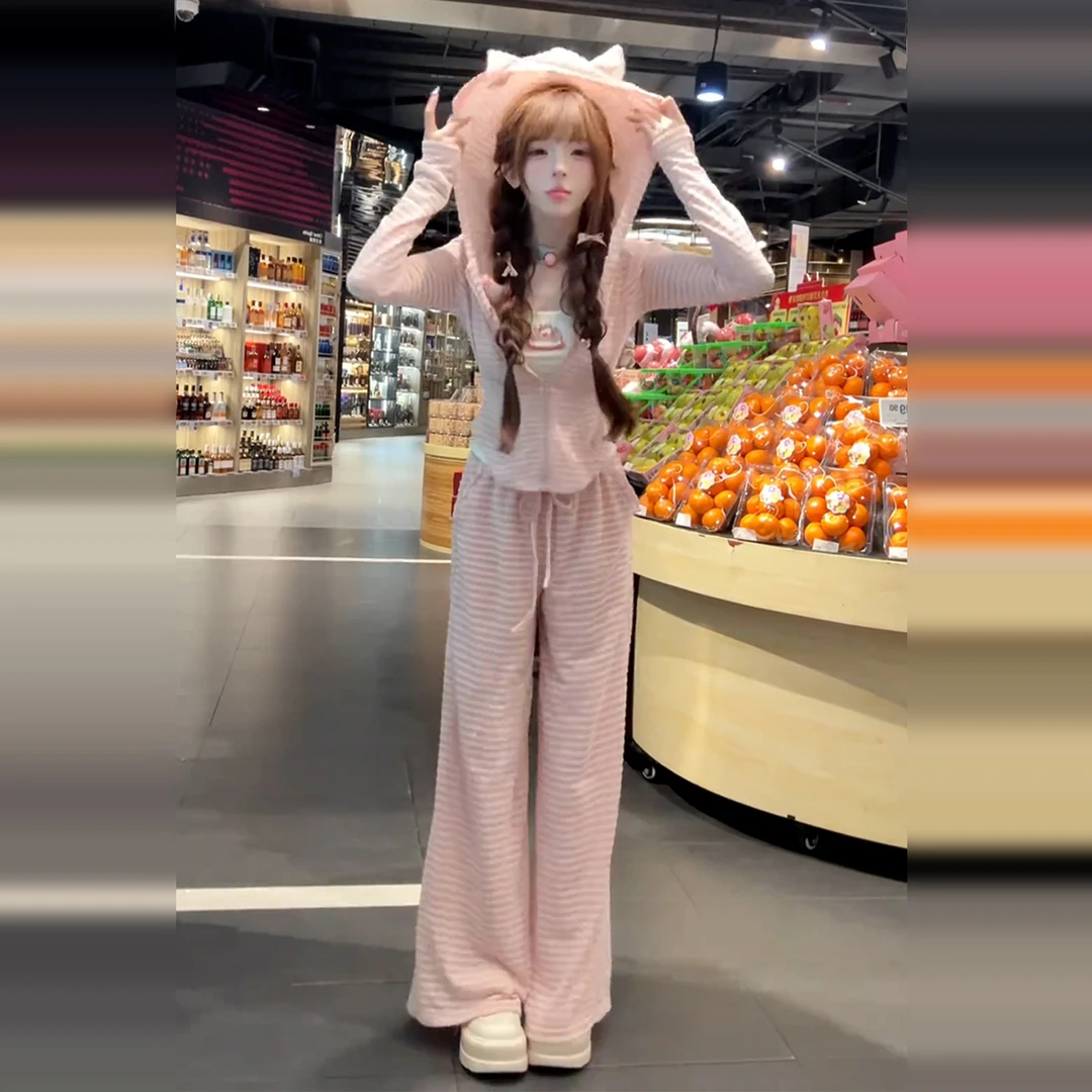 早秋季粉色条纹减龄休闲运动穿搭一整套女2025新款小个子两件套装