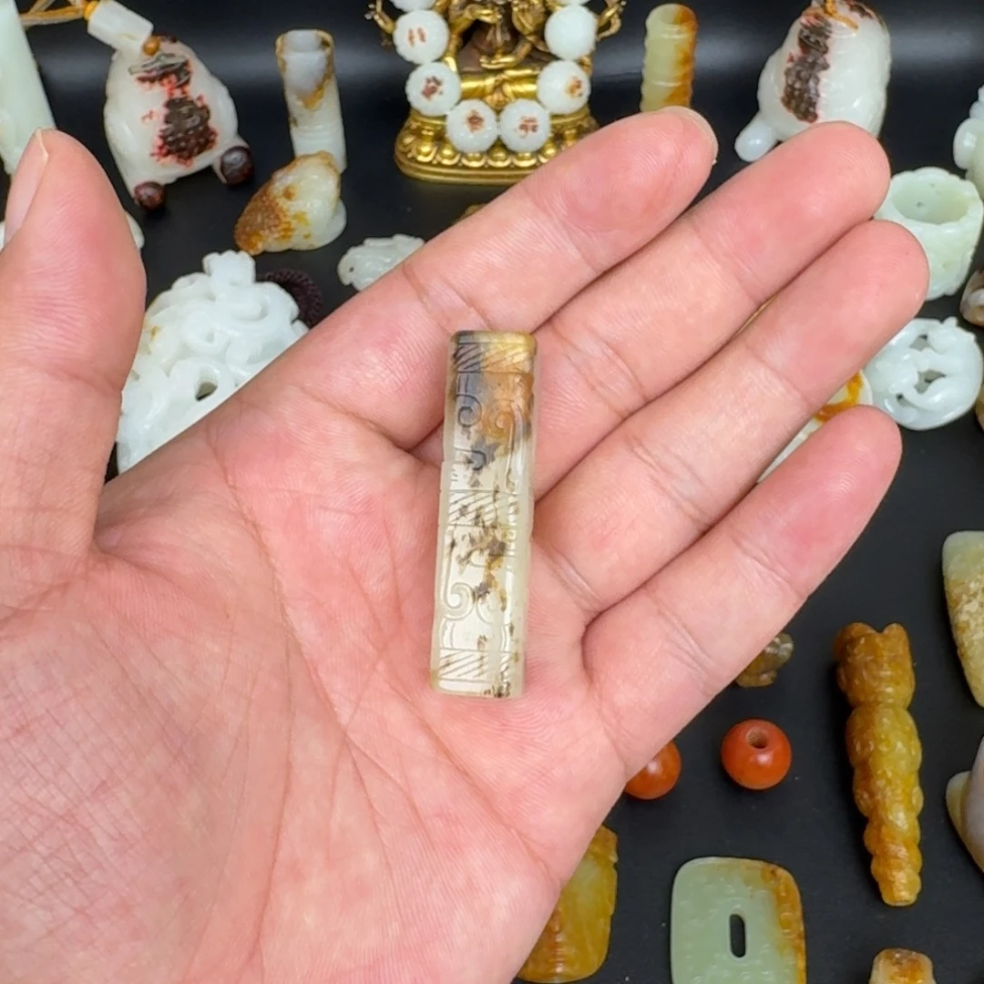 和田玉（糖玉）未镶嵌颈饰