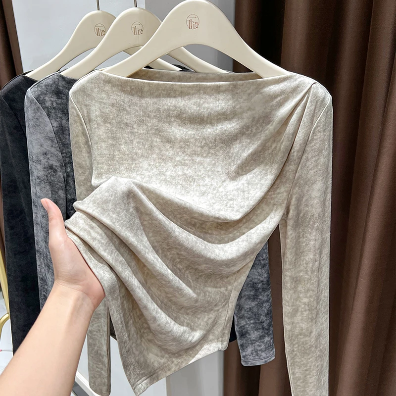 软糯扎染磨毛一字领长袖上衣女款秋季2025新款设计感收腰褶皱小衫