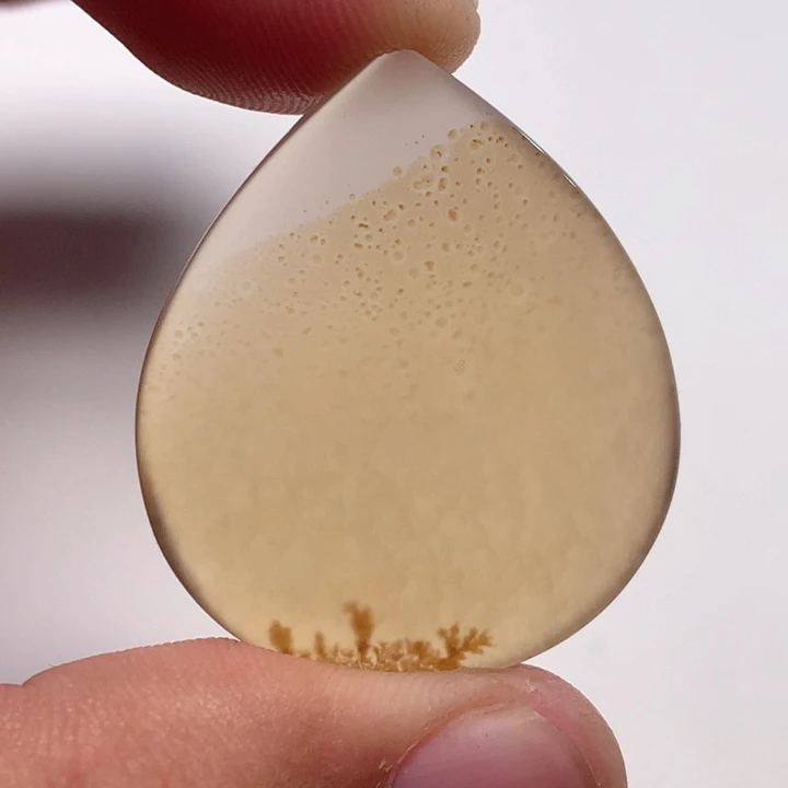 玛瑙/玉髓颈饰未镶嵌木*