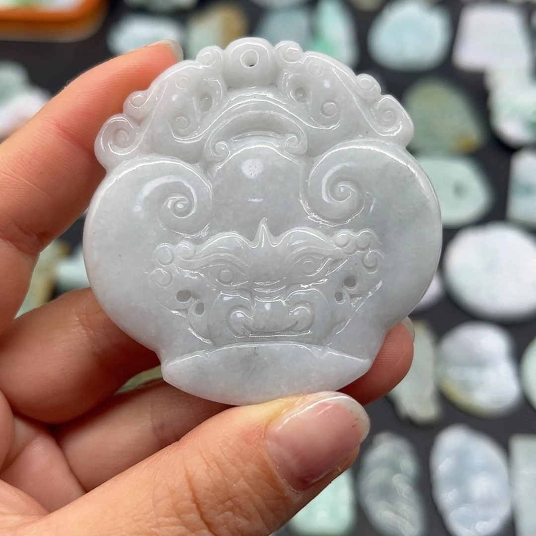 【闪购商品】翡翠颈饰未镶嵌仿古牌