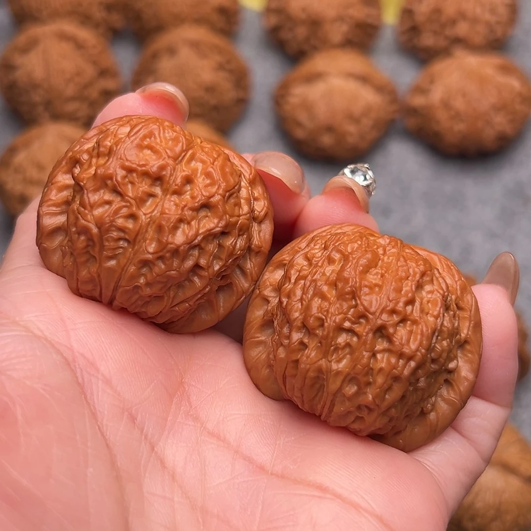 把件文玩核桃精品特价大肚满肉血麒麟39