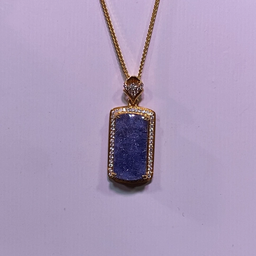 吊坠(赠链)18K金镶嵌水晶蓝线石吊坠