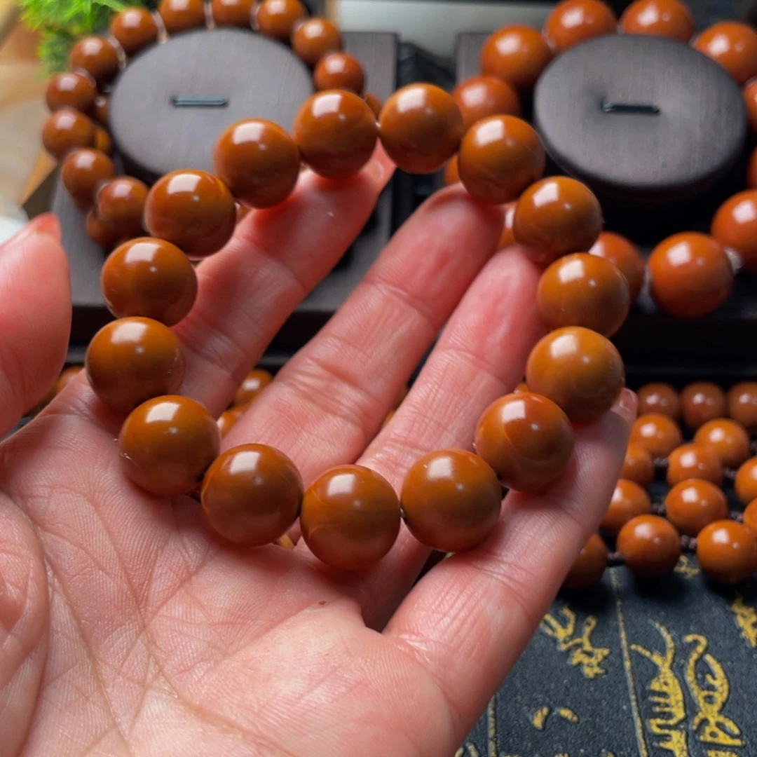 夏***滩吊坠橄榄核橄榄1.4