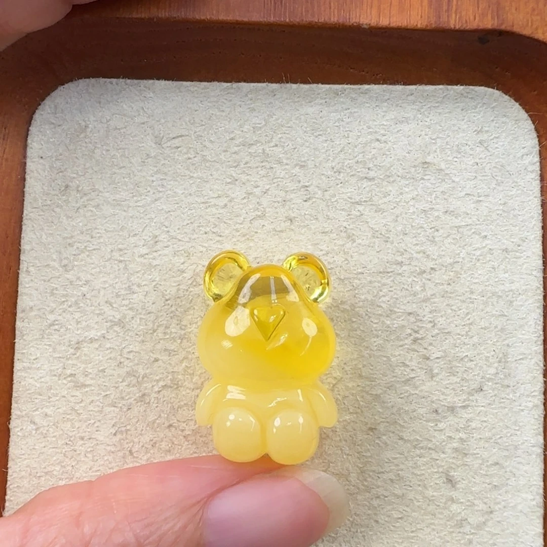 未镶嵌琥珀珠宝奇石