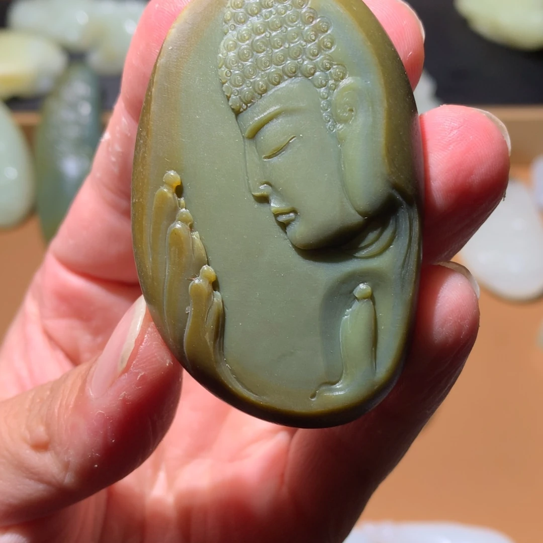 和田玉（糖玉）未镶嵌挂件