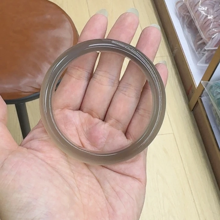 玛瑙/玉髓手镯未镶嵌朔***阳