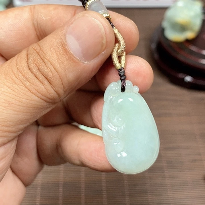 颈饰未镶嵌翡翠天然翡翠玉A货配证书