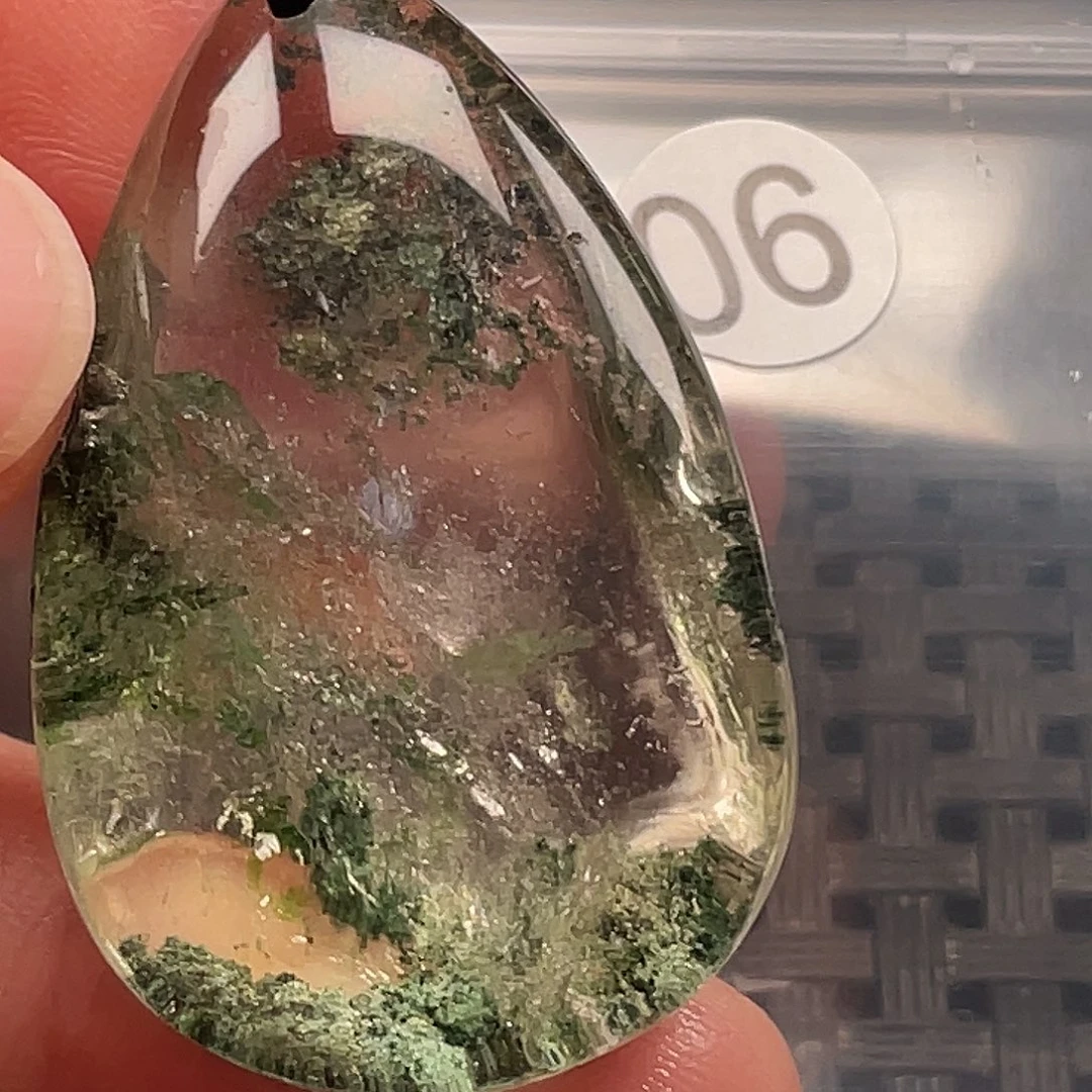 山***鼠水晶未镶嵌颈饰天然