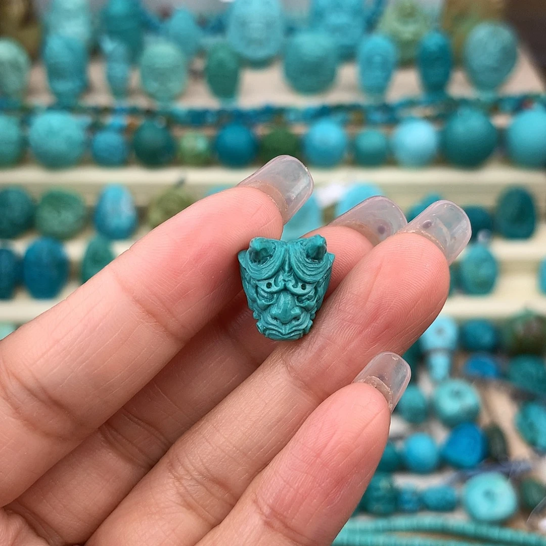 绿松石未镶嵌珠宝奇石