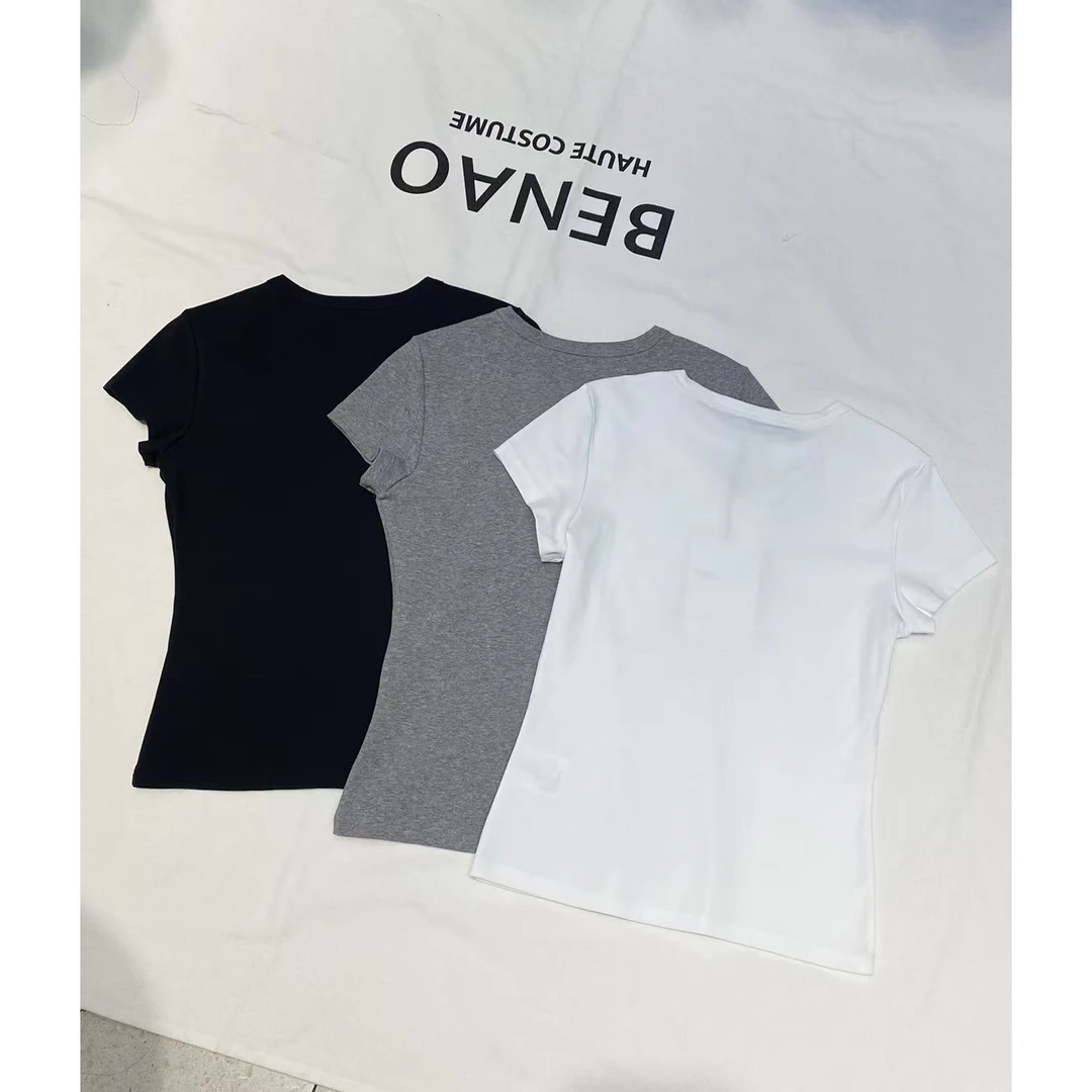 （南油娜姐）2025夏秋新款：本奥小众设计素版修身显瘦短袖T恤25190