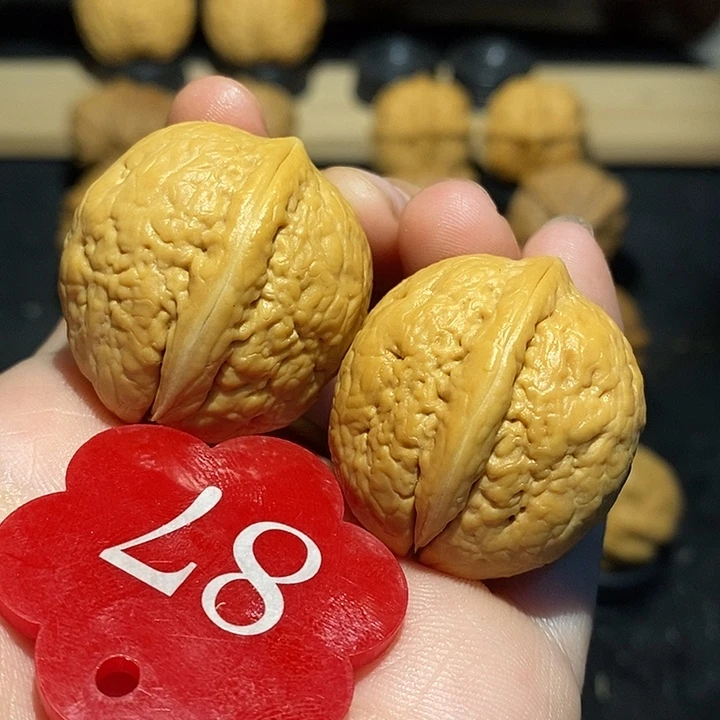 核桃玉宝瓶30核桃尺寸