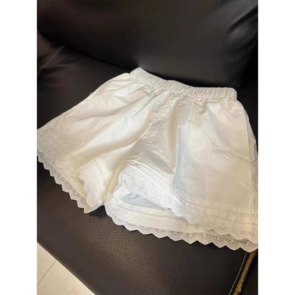 白色蕾丝花边休闲短裤女夏2025新款设计感外穿a字阔腿运动裤热裤