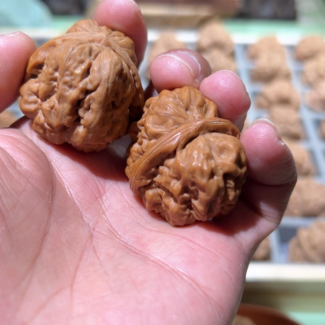 菩提籽类文玩核桃蛤蟆头