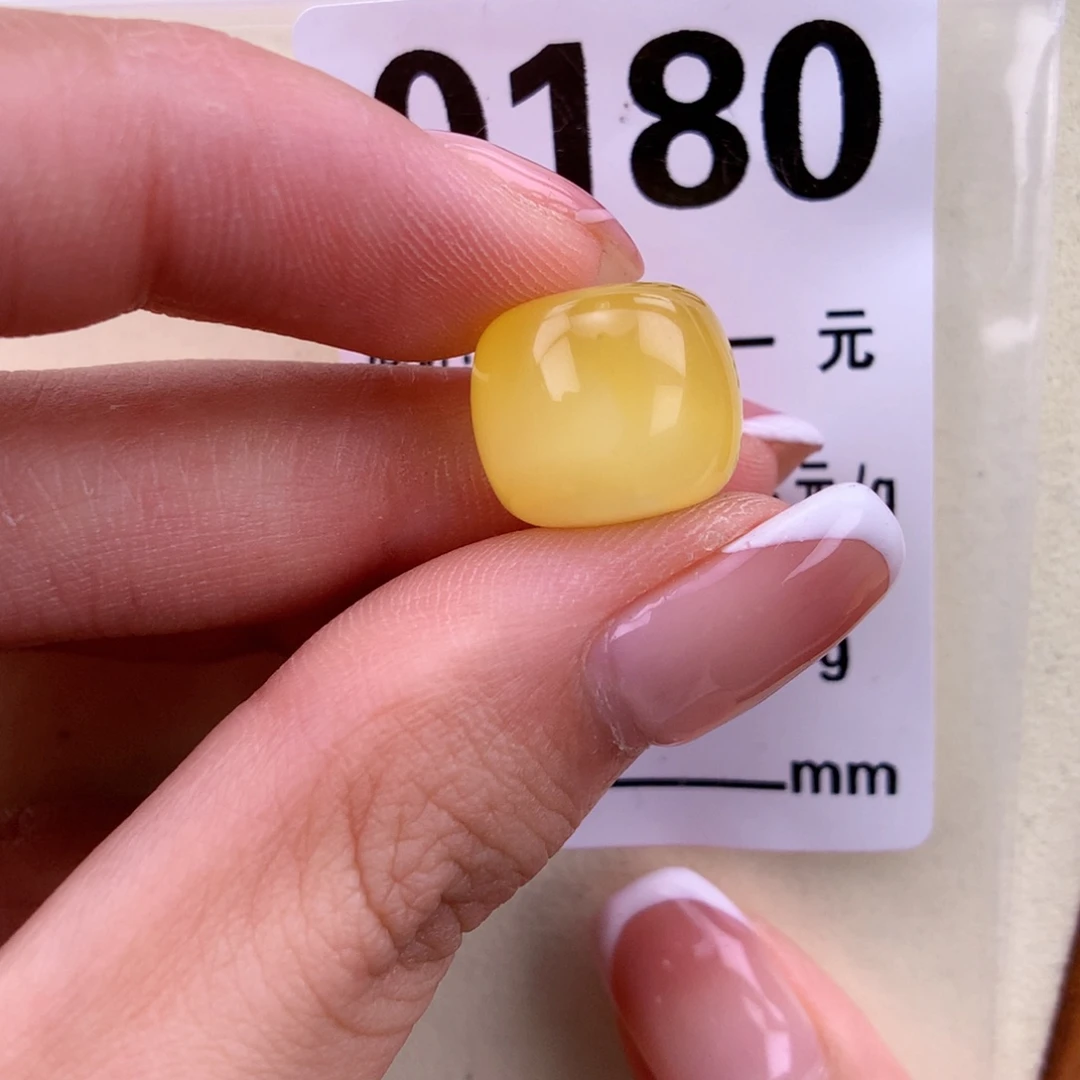 琥珀未镶嵌珠宝奇石14一颗粉