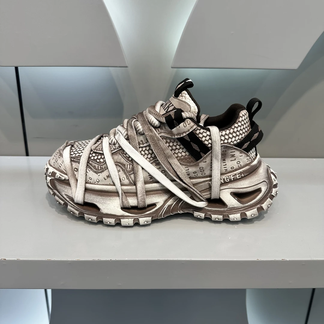 欧洲站潮牌男士运动时尚新款厚底高端舒适小众老爹鞋（皮鞋尺码）