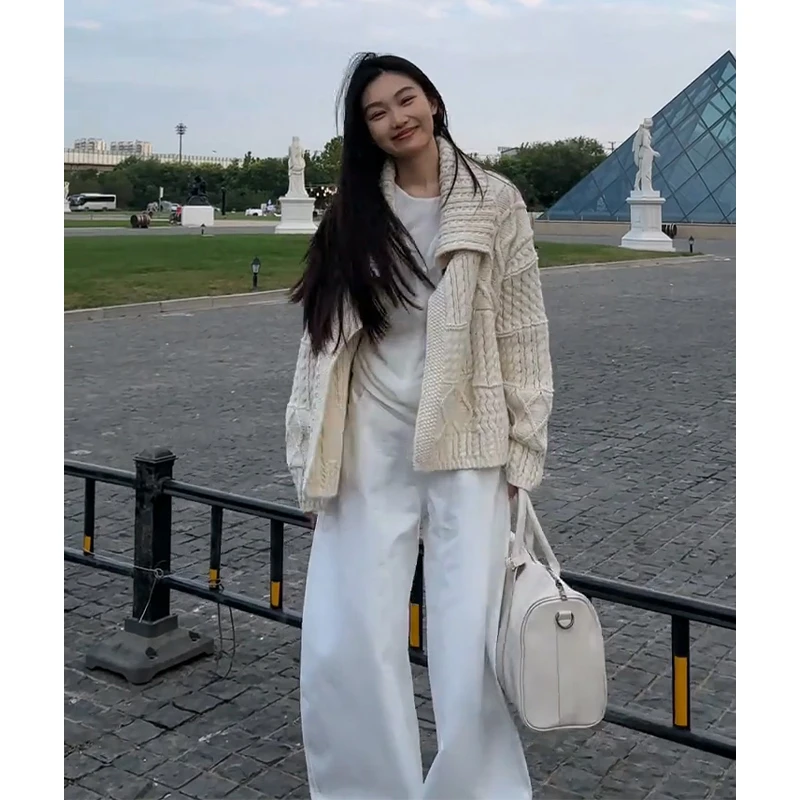 2025秋季气质宽松翻领长袖毛衣开衫百搭高腰显瘦阔腿长裤女S11269