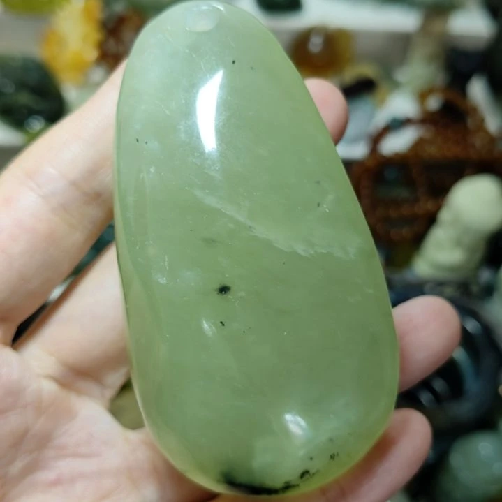 未镶嵌岫玉手把件