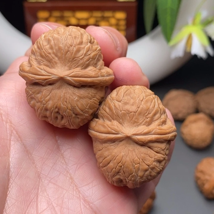 文玩核桃把件元宝37.5