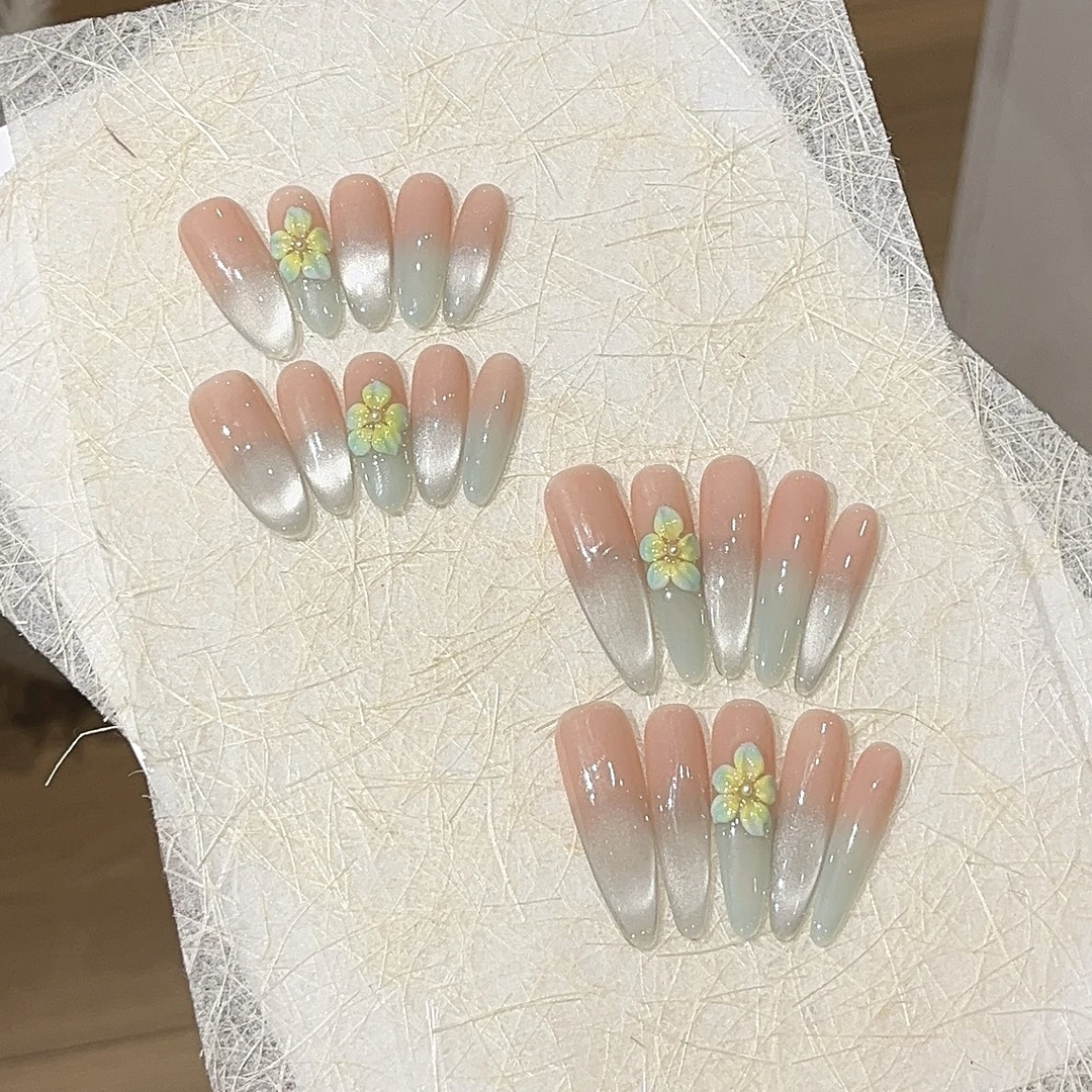 【清凉花】夏日薄荷绿雕花渐变气质显白手工穿戴甲