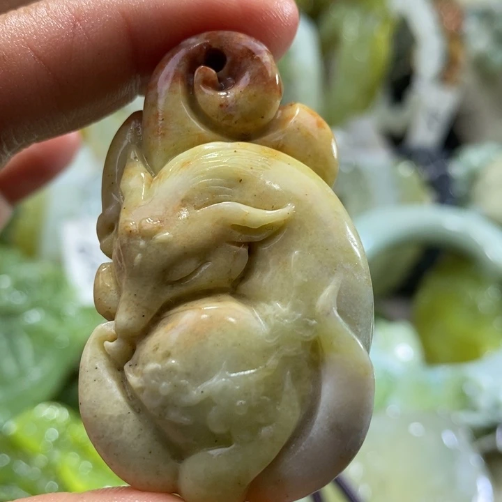 岫玉未镶嵌岫玉吊坠