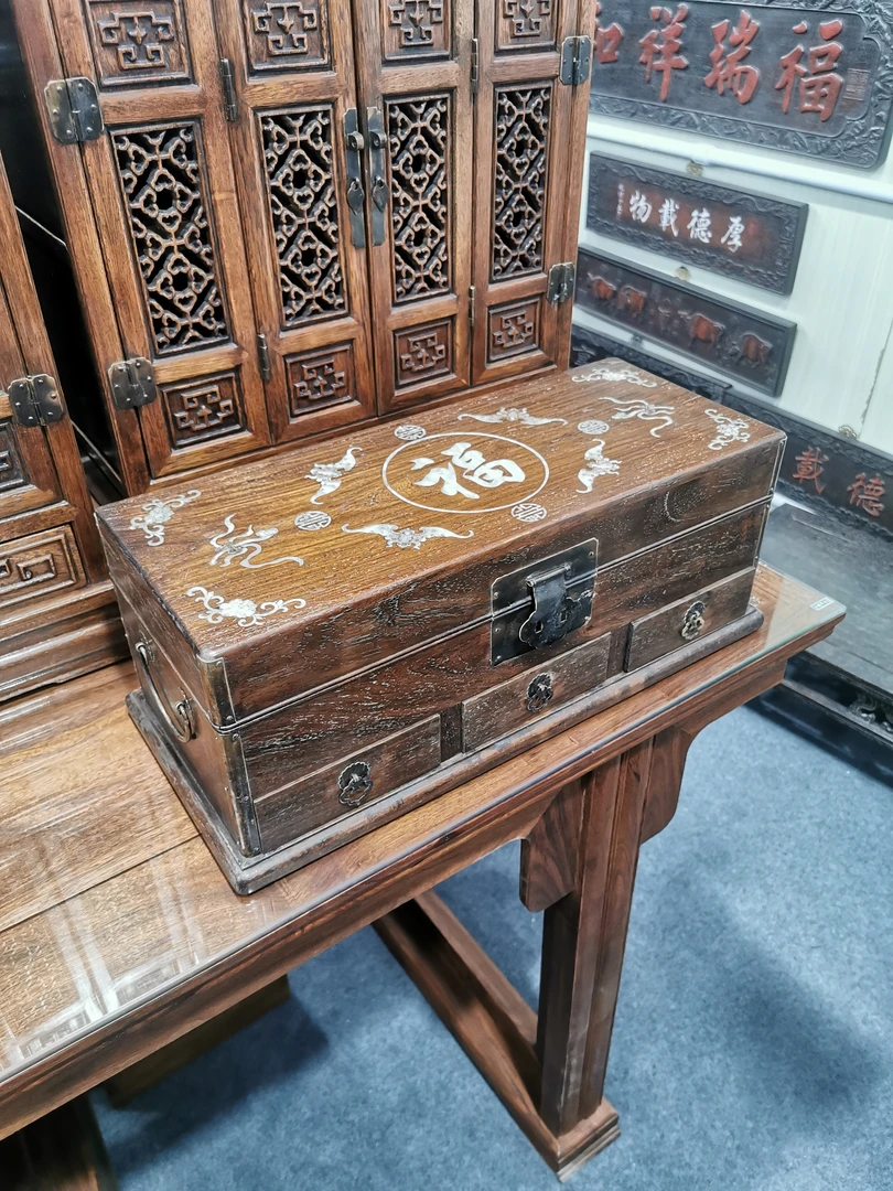 三抽屉储物箱子镶嵌福字