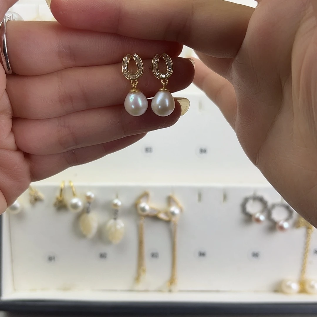 银S925镶嵌淡水珍珠耳饰
