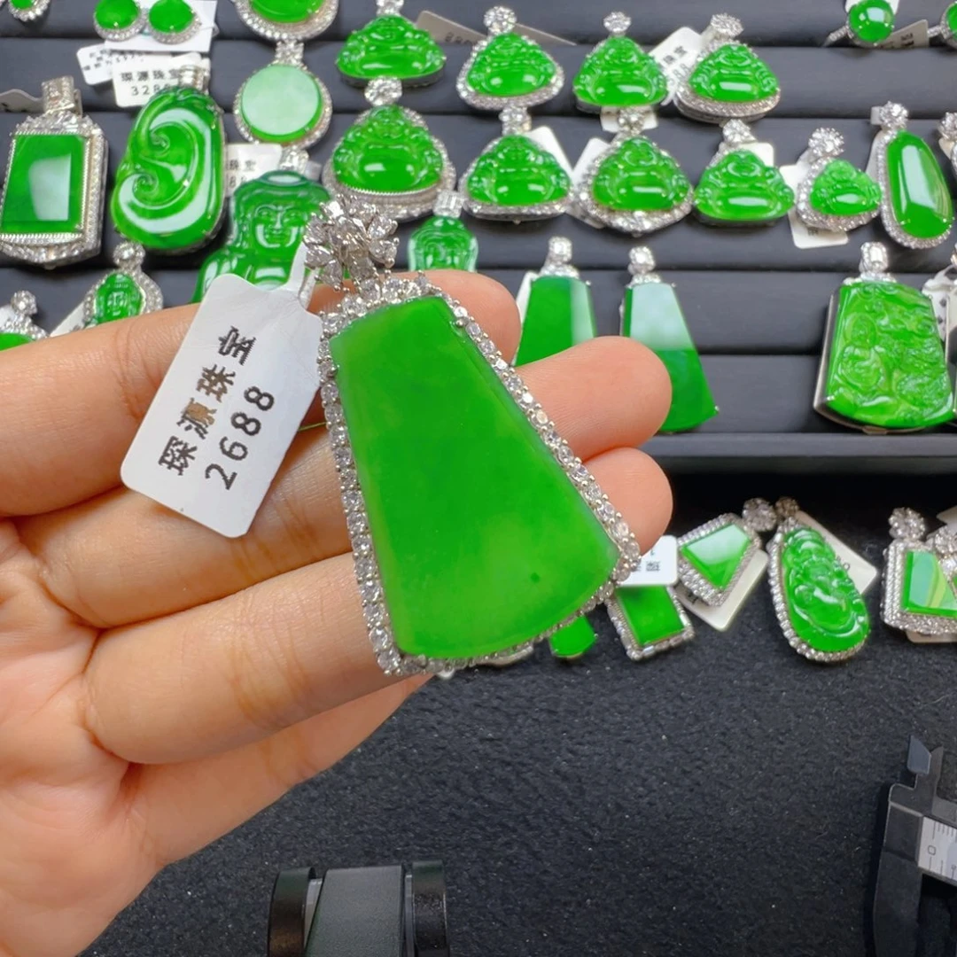 翡翠银S925镶嵌颈饰