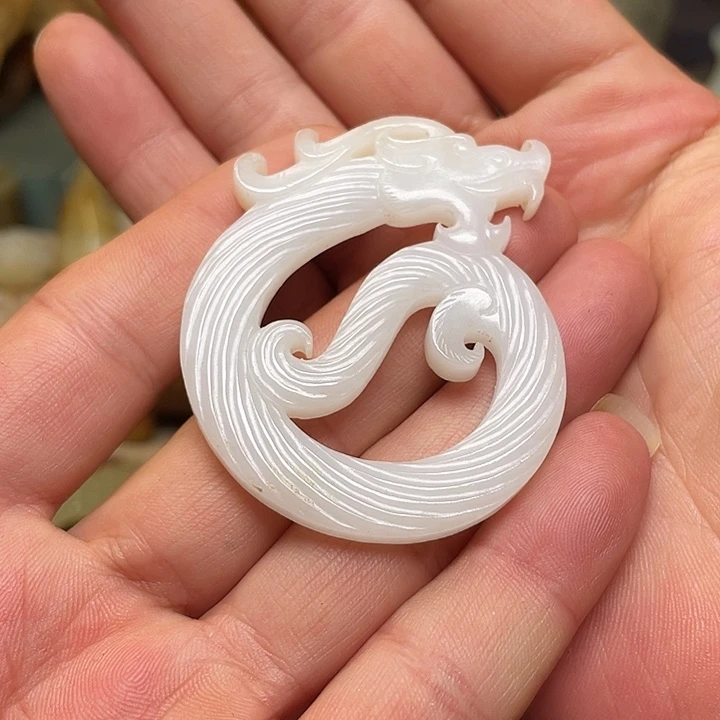 和田玉未镶嵌挂件