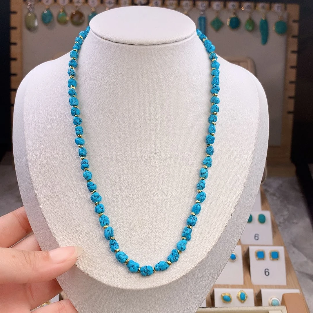 绿松石未镶嵌颈饰