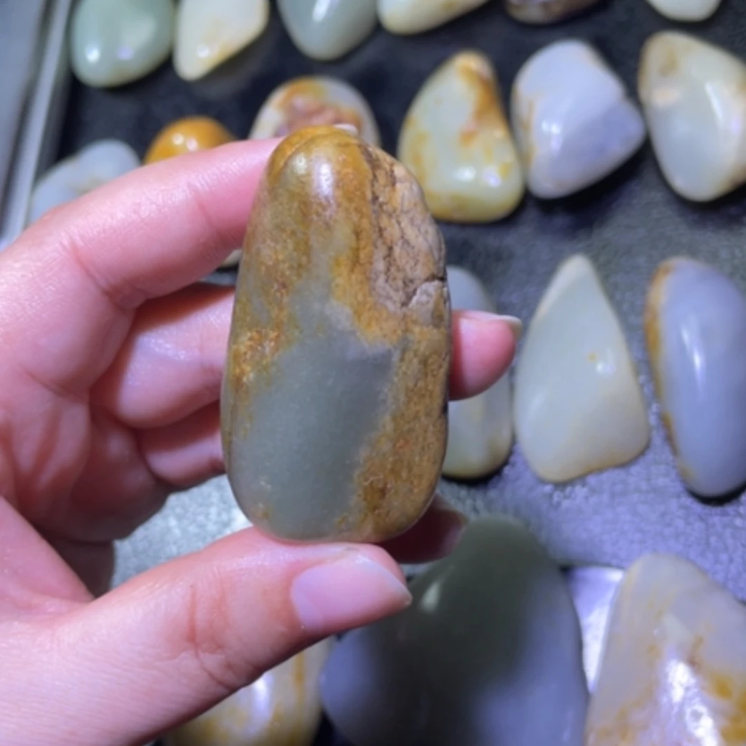 【闪购商品】颈饰未镶嵌和田玉城**事