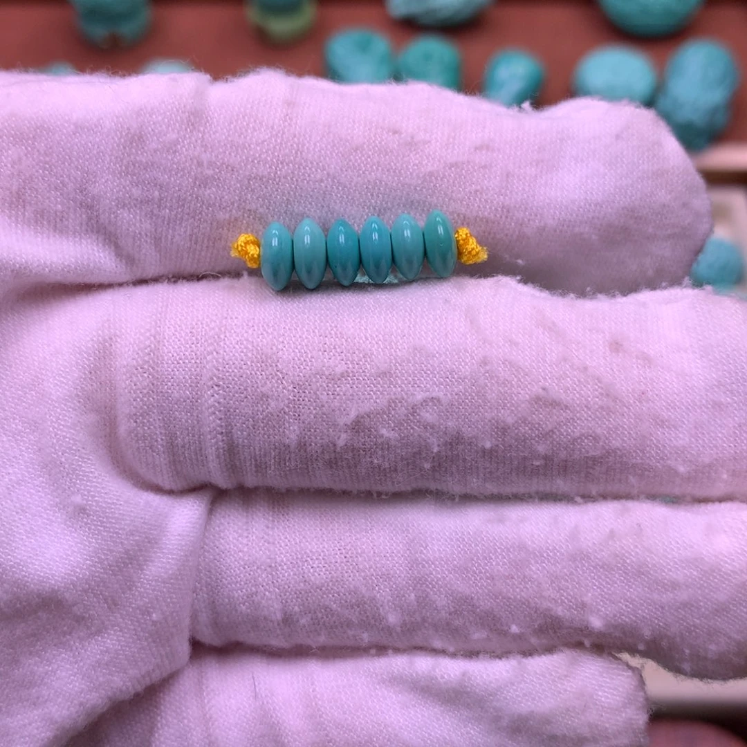 原生态散珠配珠飞碟隔片一组卡6.5