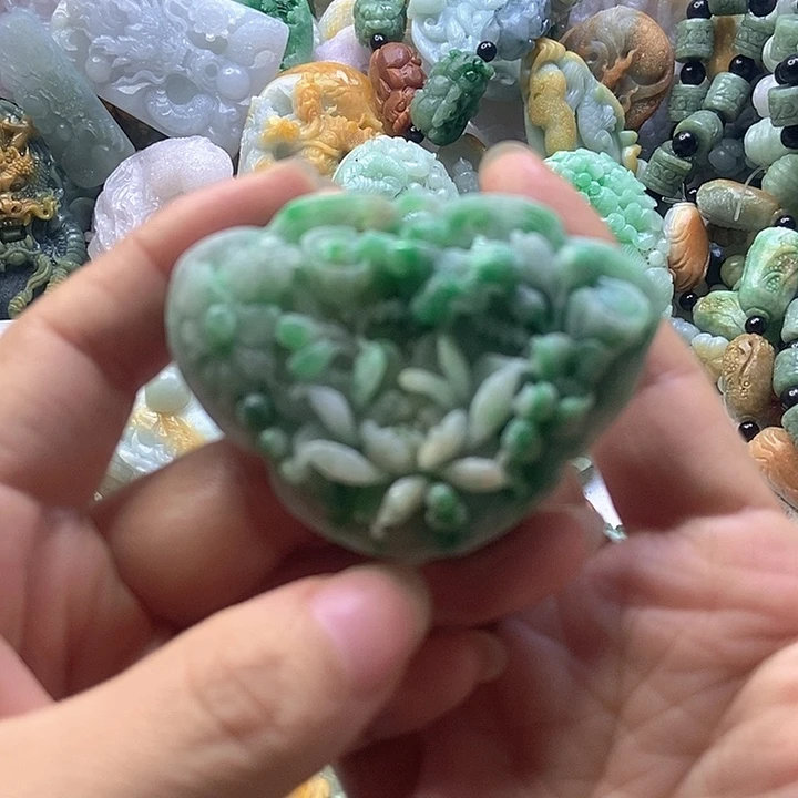 定制翡翠未镶嵌天然翡翠