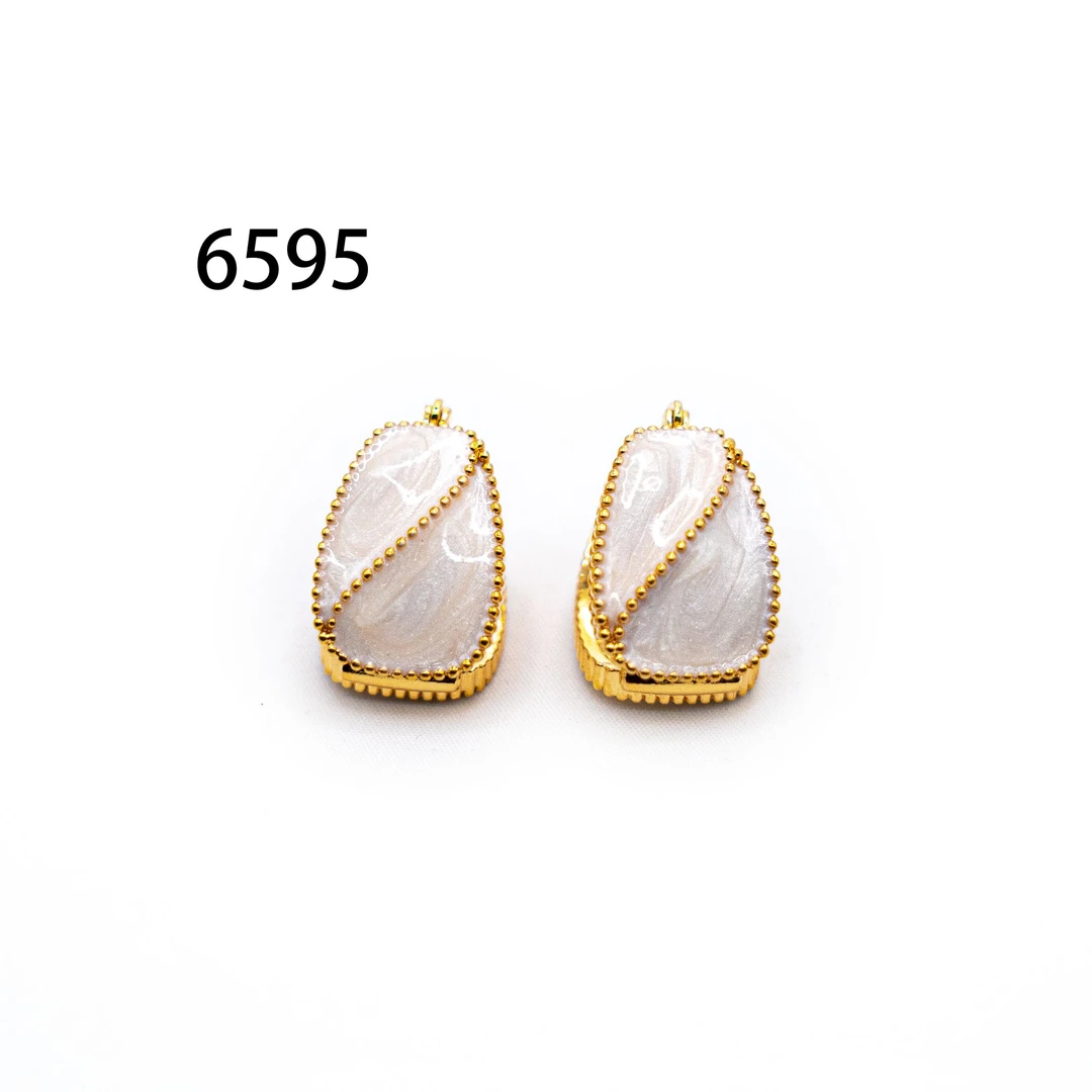 镀K金  REGIS   耳饰～6595