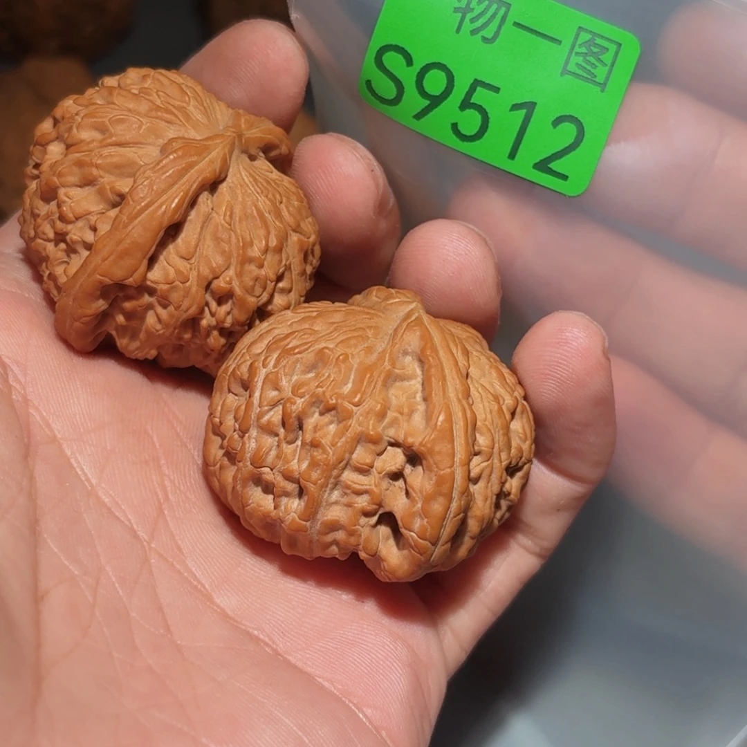 把件文玩核桃白狮子