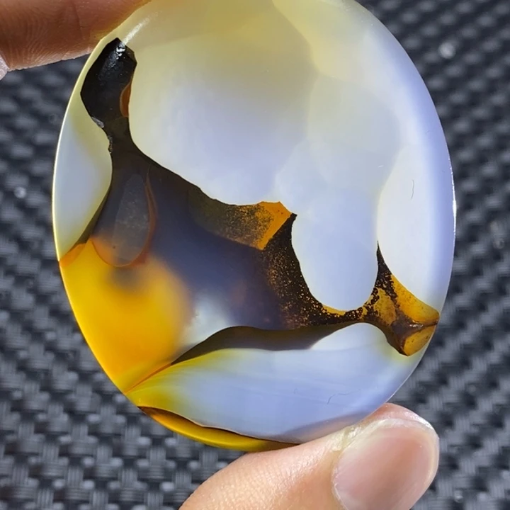 玛瑙/玉髓颈饰未镶嵌路*