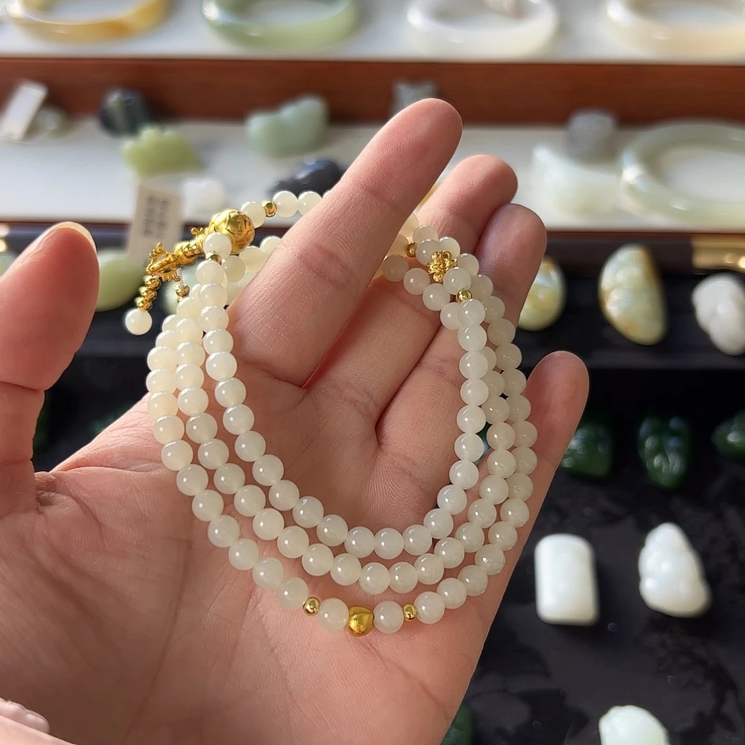 和田玉未镶嵌手串新疆料卡5