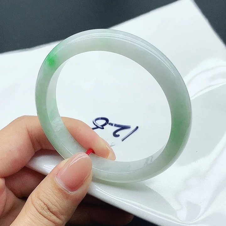 未镶嵌手镯翡翠126