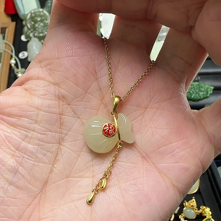 颈饰银S925镶嵌和田玉