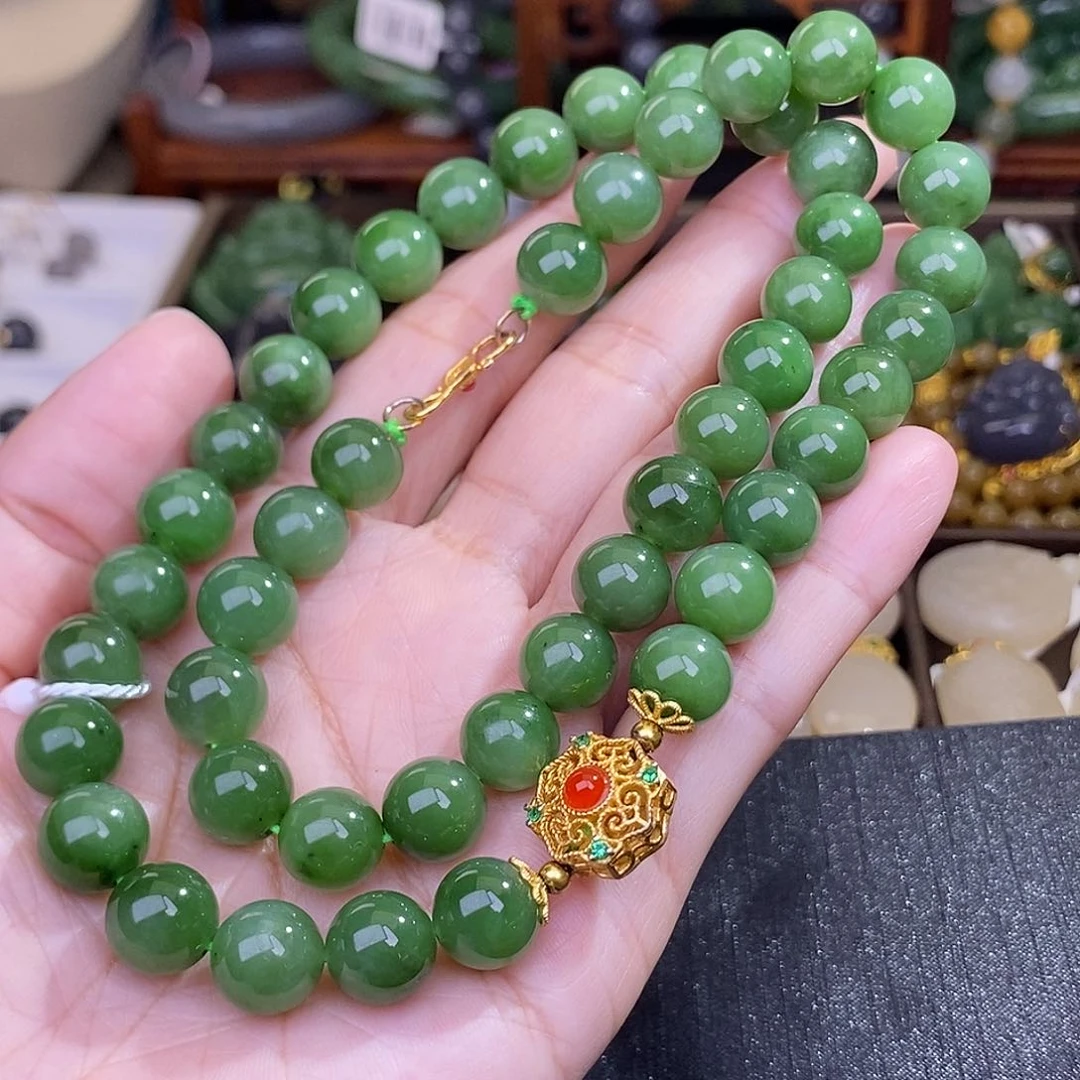 和田玉碧玉项链清货价约10MM未镶嵌