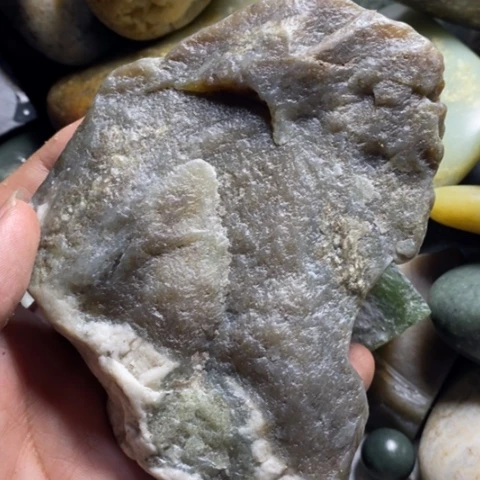 未镶嵌和田玉（糖玉）挂件