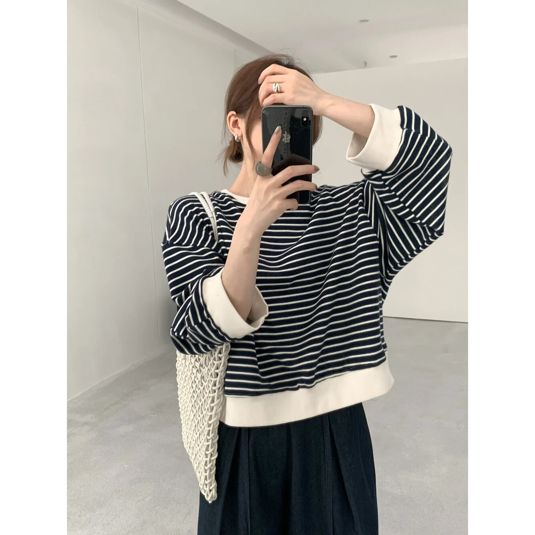 J-82045#YOUR#好穿百搭到没话说~韩系撞色条纹卫衣(福利)
