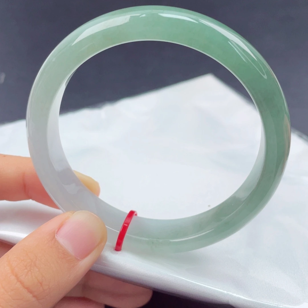 翡翠未镶嵌手镯5758正圈