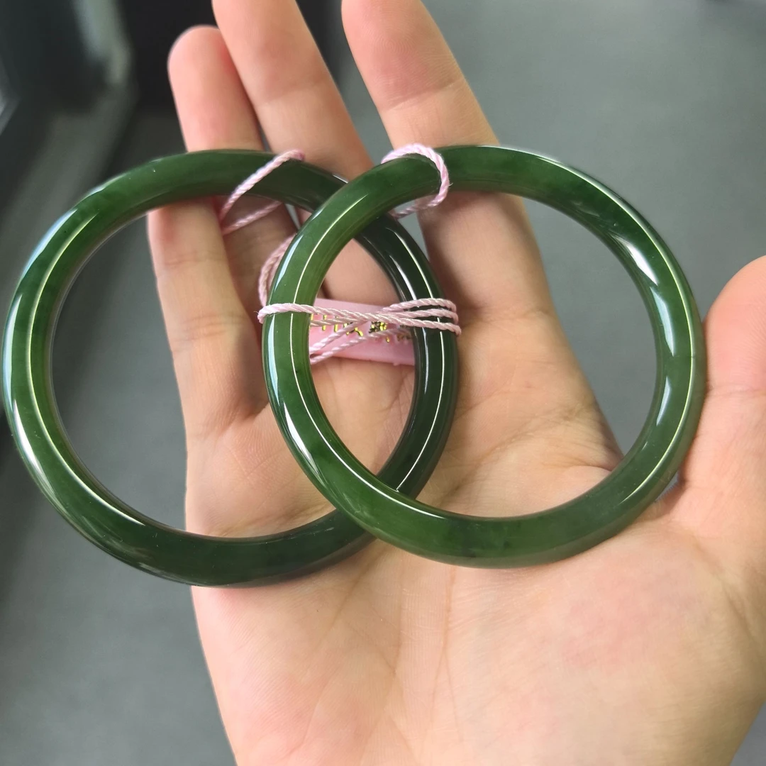 【香姐私藏鉴赏】第一波开抢俄料碧玉手镯（多样性发货，发一件）