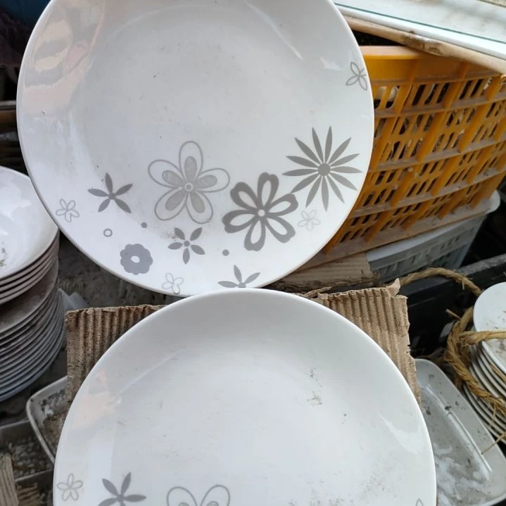 摆件陶瓷盘子碗啥都有