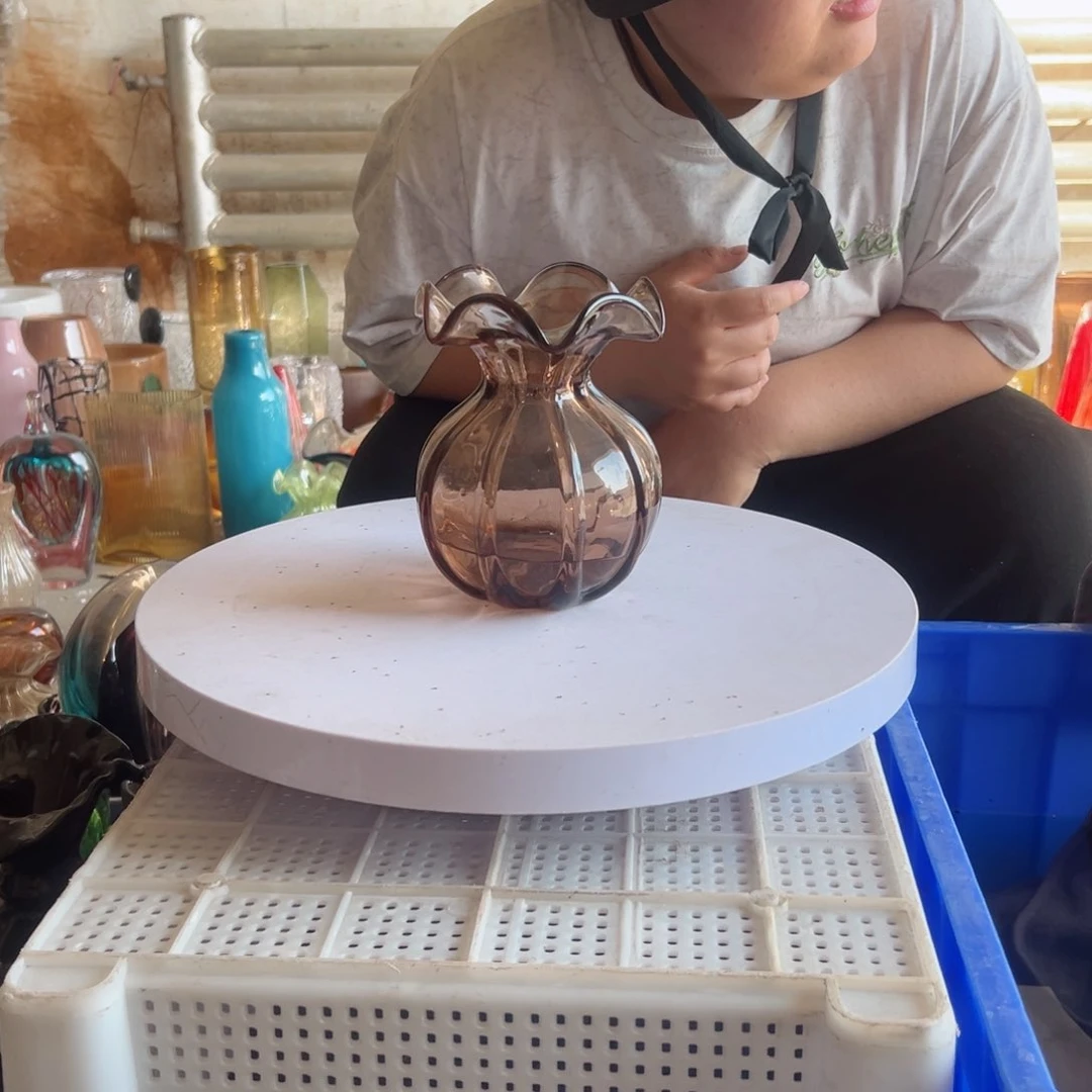 棕色钱袋花瓶福利