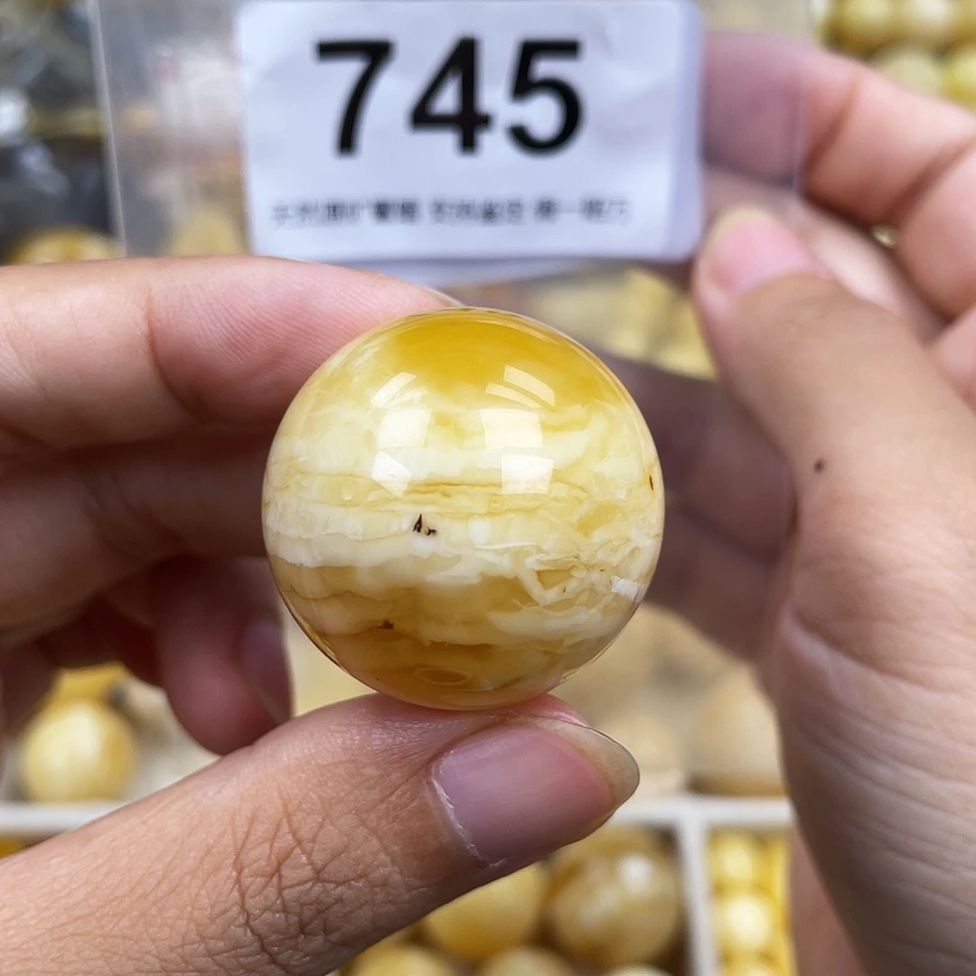 琥珀未镶嵌珠宝奇石29.6