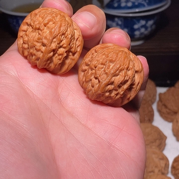 文玩核桃手把件磨盘