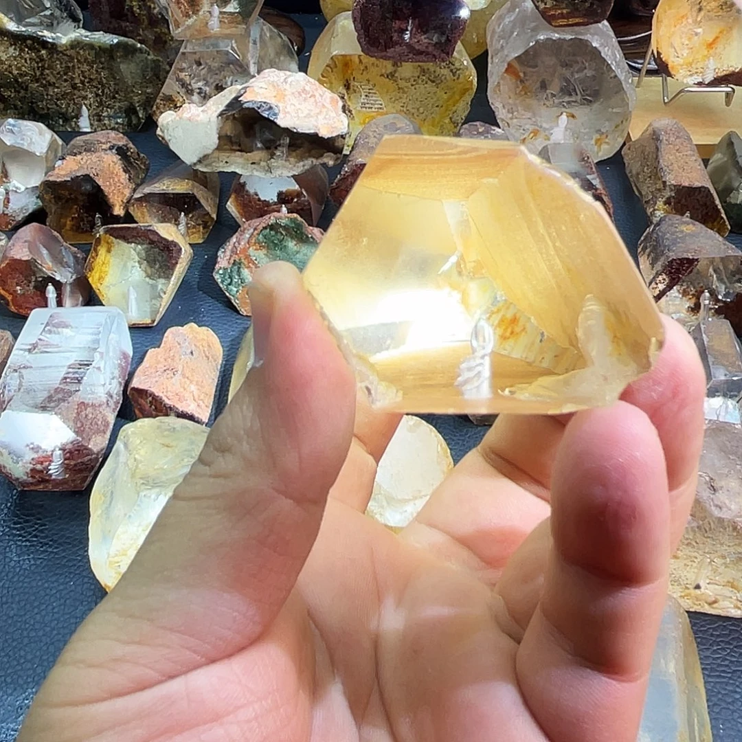 妍***活水晶珠宝半成品未镶嵌